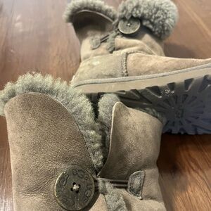UGG Kids Gray Suede Boots